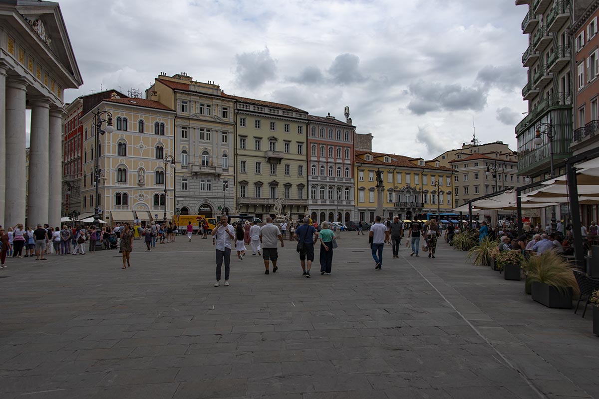 Piazza della Borsa